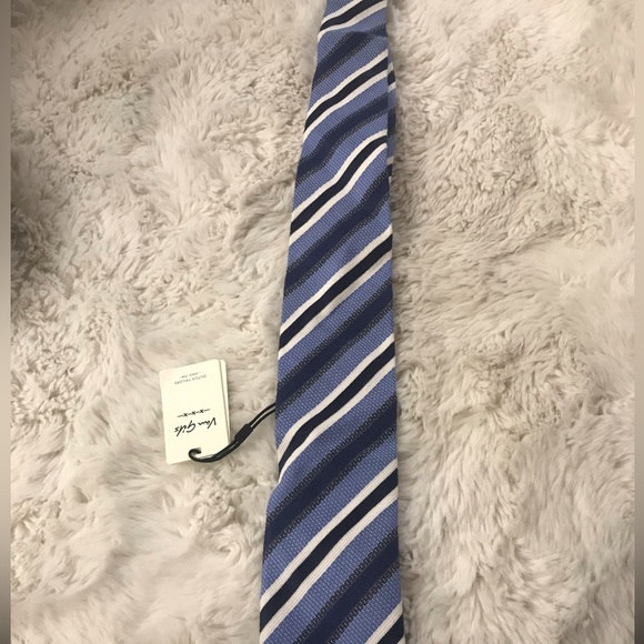 Van Gils tie_x_x_x_. Dutch Tailors. - Picture 2 of 4